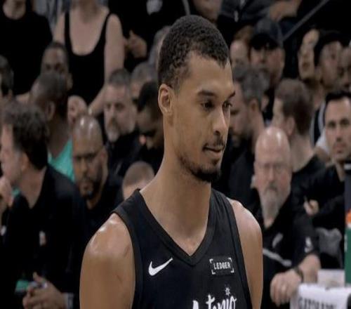 名滑雪选手,在黑龙江雪,场技术提升,金年会6676官方网站,金年会体育6676网页版,金年会官网6676入口,金年会官网6676首页